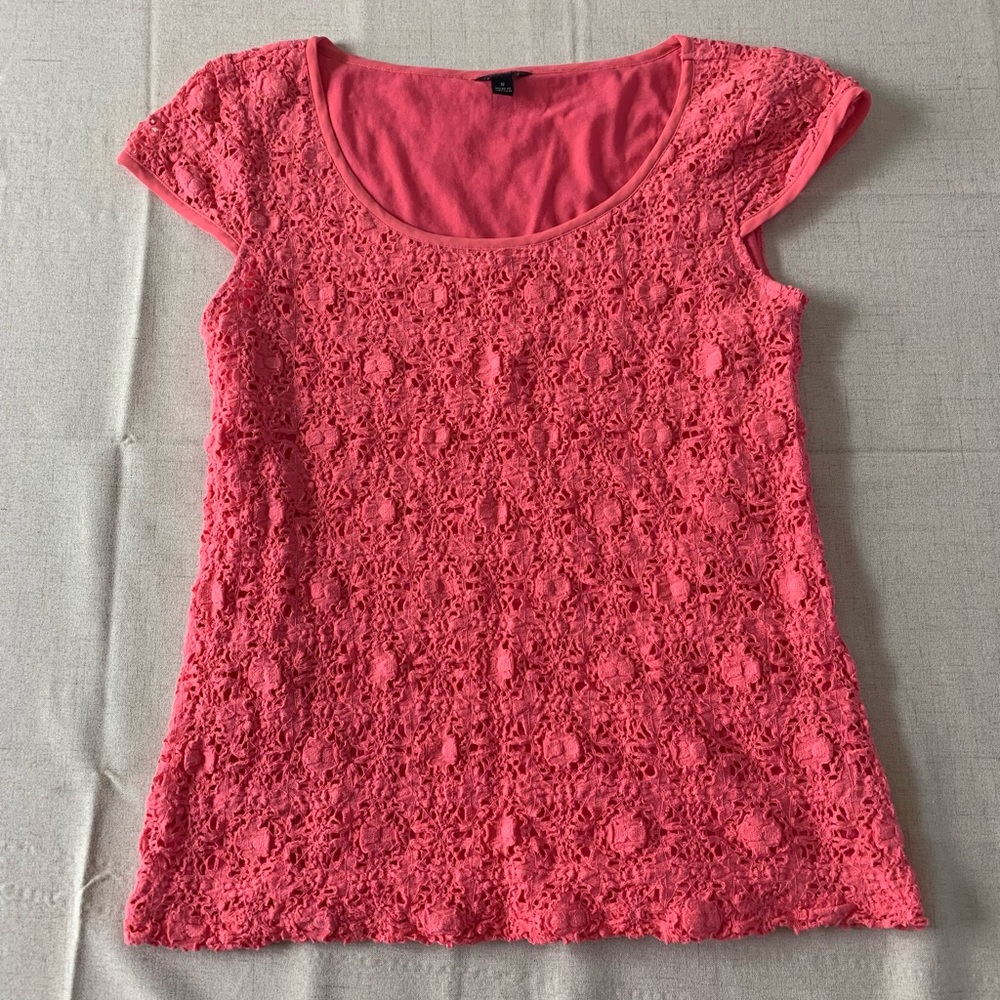 Ann Taylor pink crochet top
